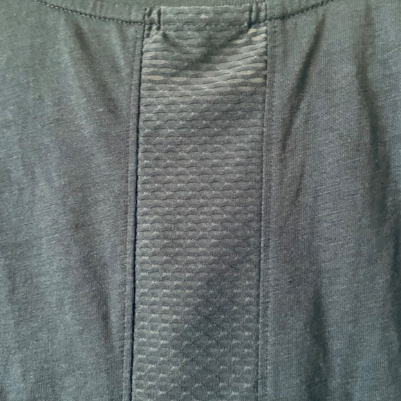 New Balance S Navy Blue Mesh Insert T-shirt - Picture 7 of 7